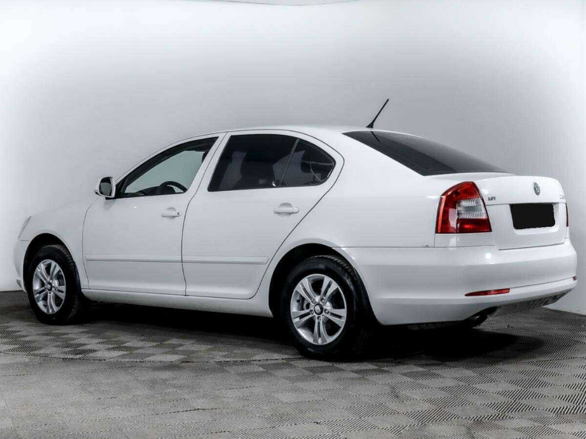 Skoda Octavia с пробегом — 2011 год. Фото: #4