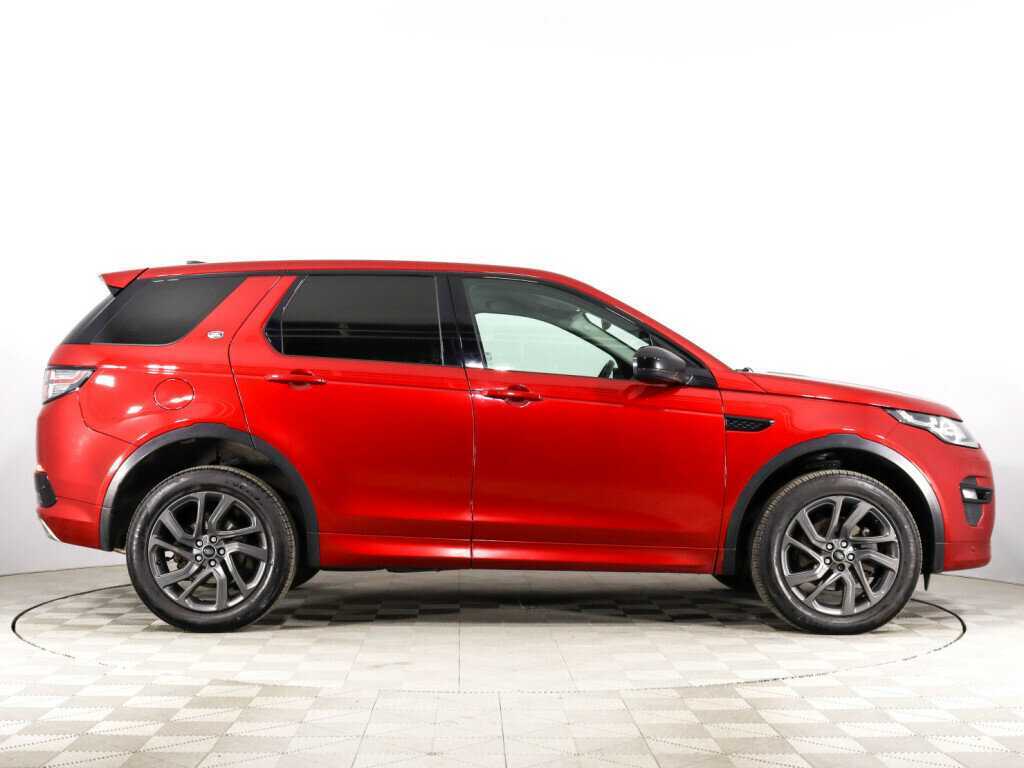 Land Rover Discovery Sport с пробегом — 2018 год. Фото: #3