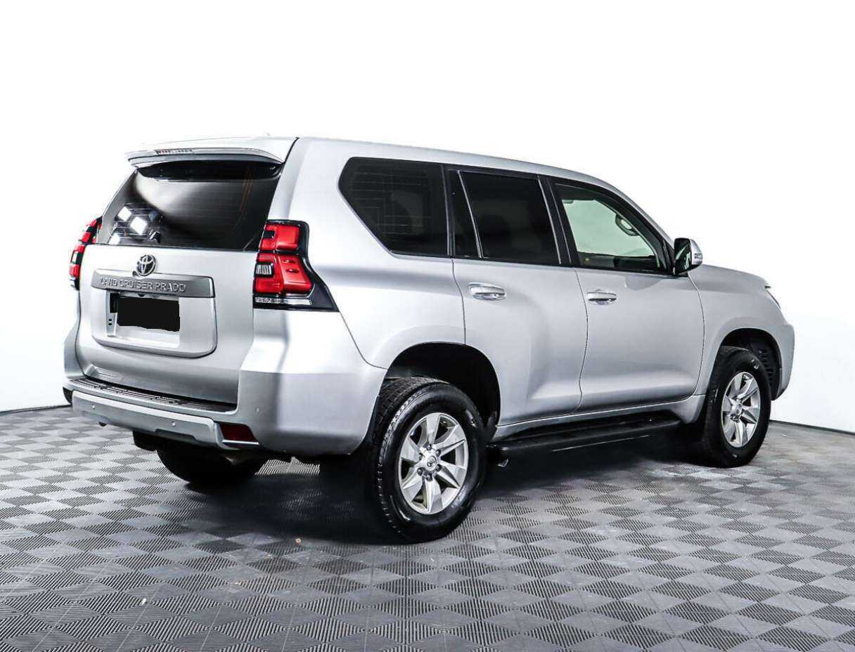 Toyota Land Cruiser Prado с пробегом — 2018 год. Фото: #4
