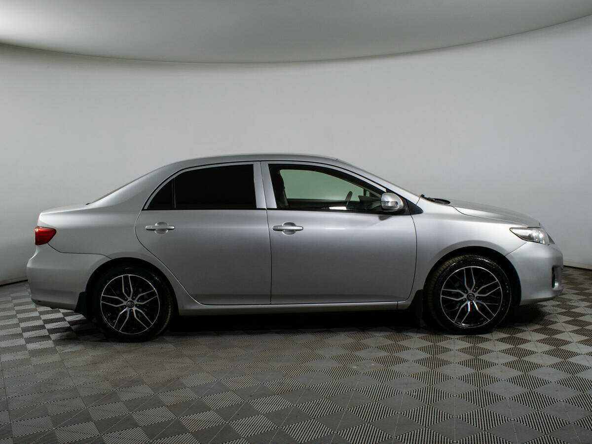 Toyota Corolla с пробегом — 2012 год. Фото: #3