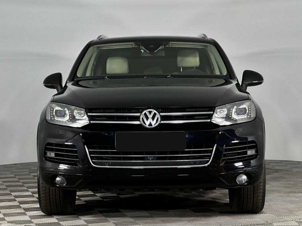Volkswagen Touareg с пробегом — 2010 год. Фото: #2