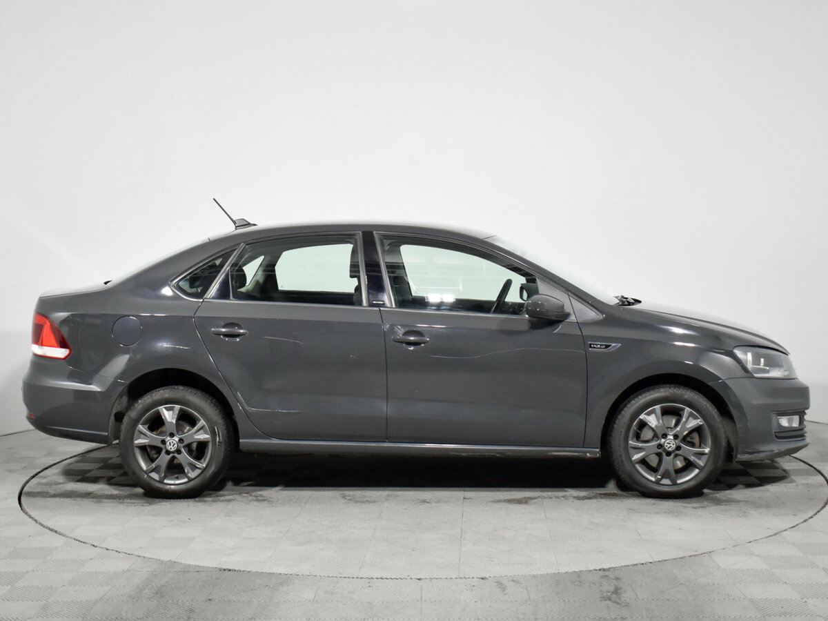 Volkswagen Polo с пробегом — 2017 год. Фото: #3