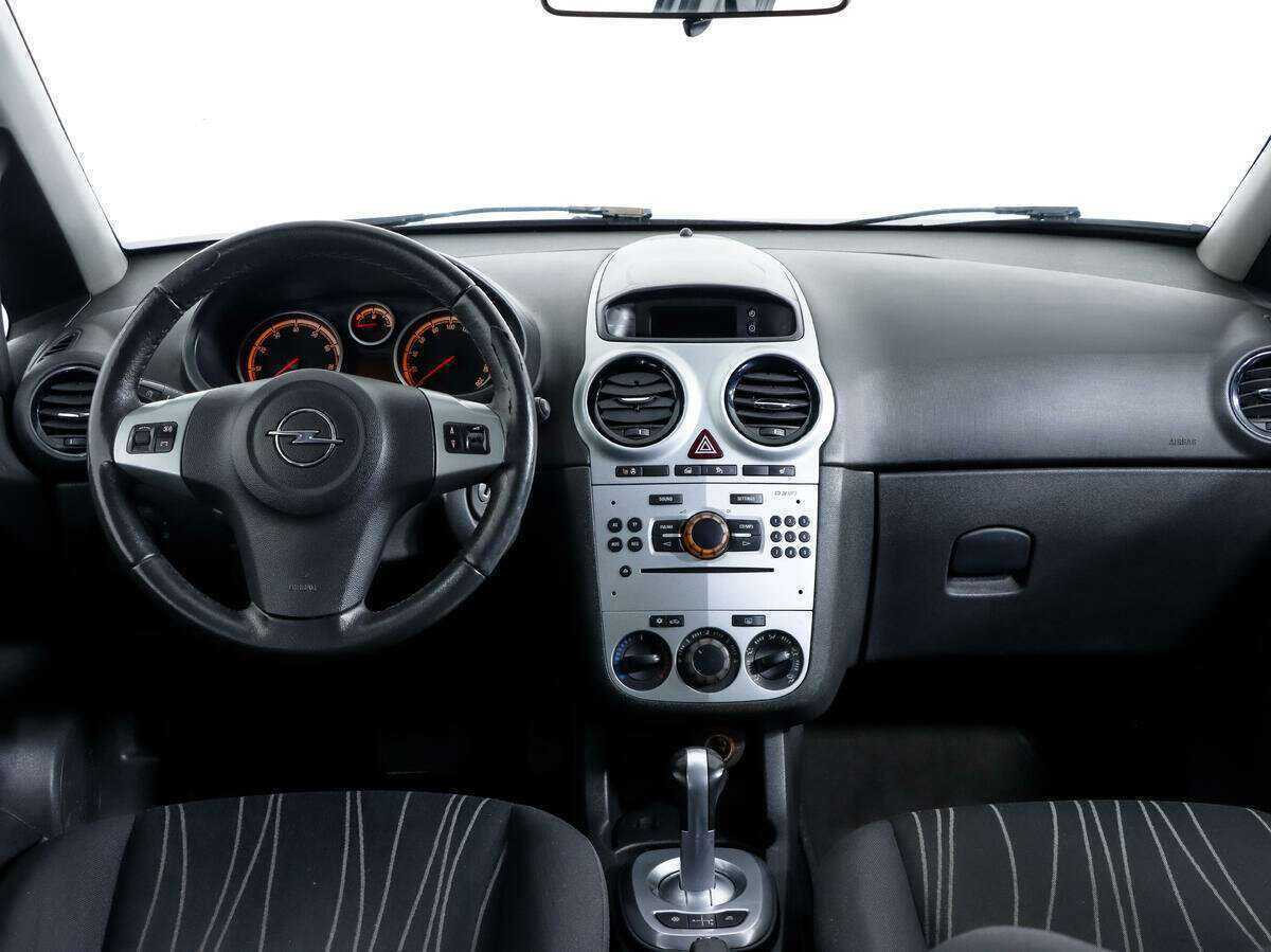 Opel Corsa с пробегом — 2008 год. Фото: #9