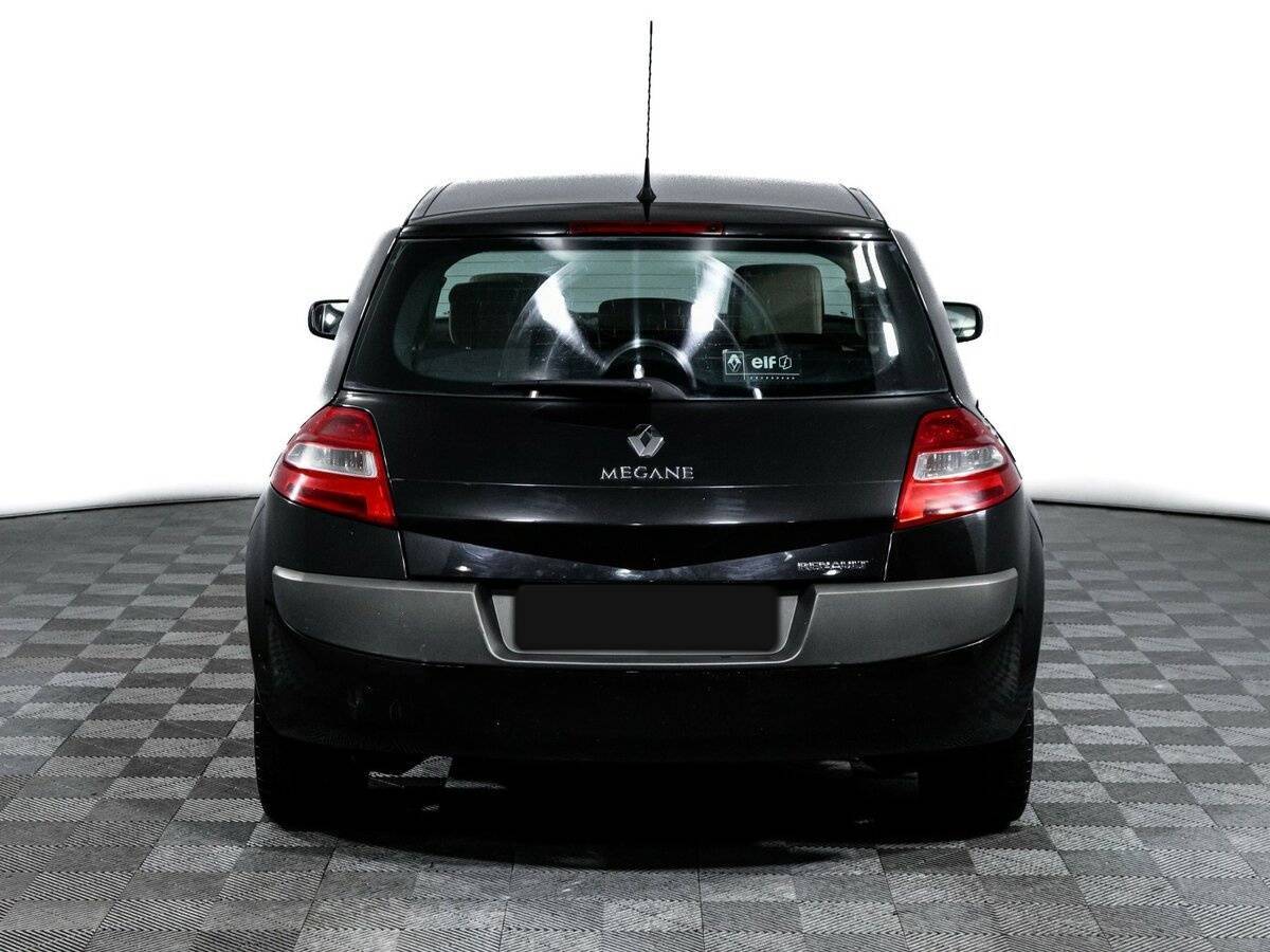 Renault Megane с пробегом — 2006 год. Фото: #5