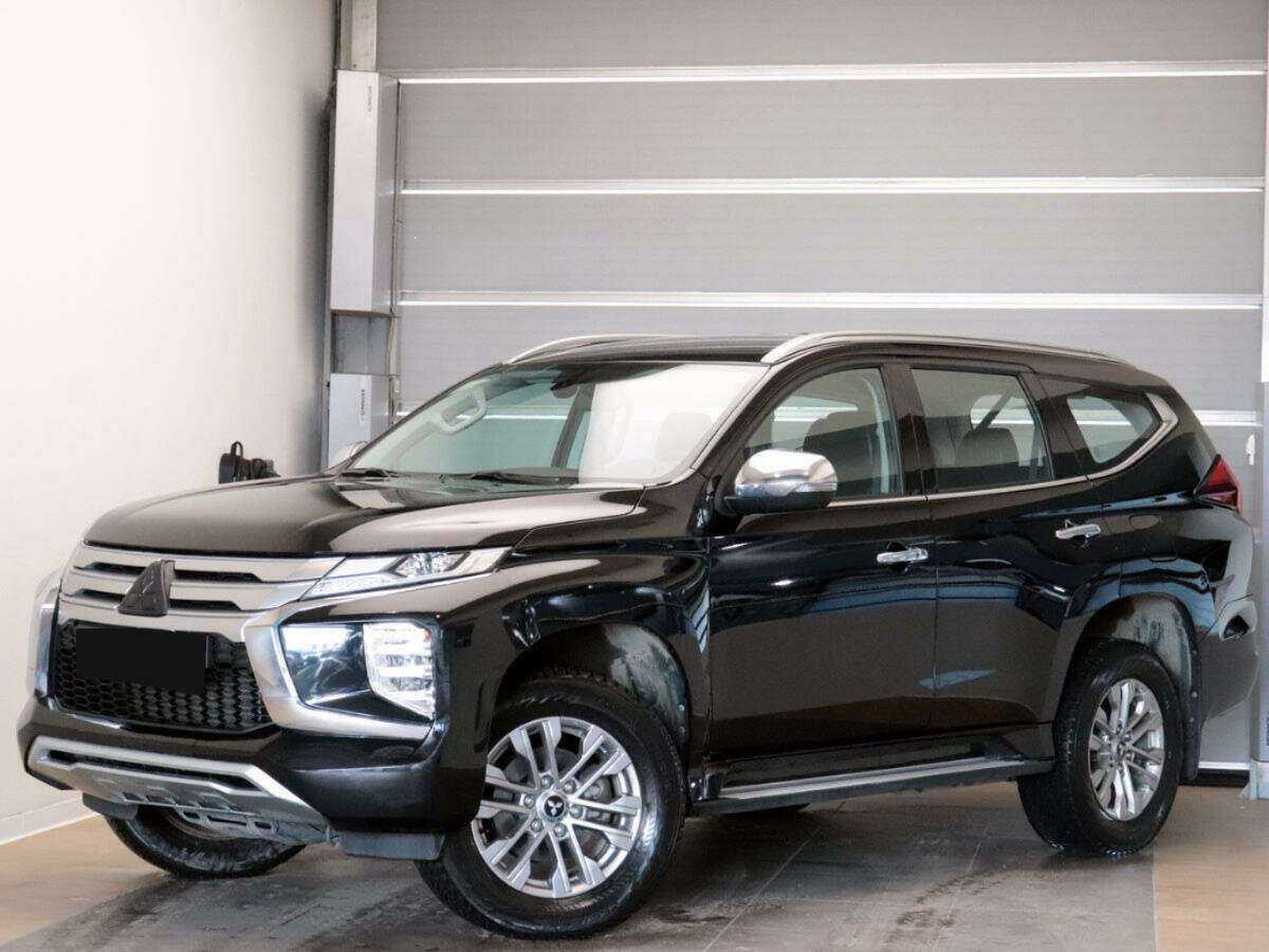 Mitsubishi Pajero Sport с пробегом — 2021 год. Посмотреть фото