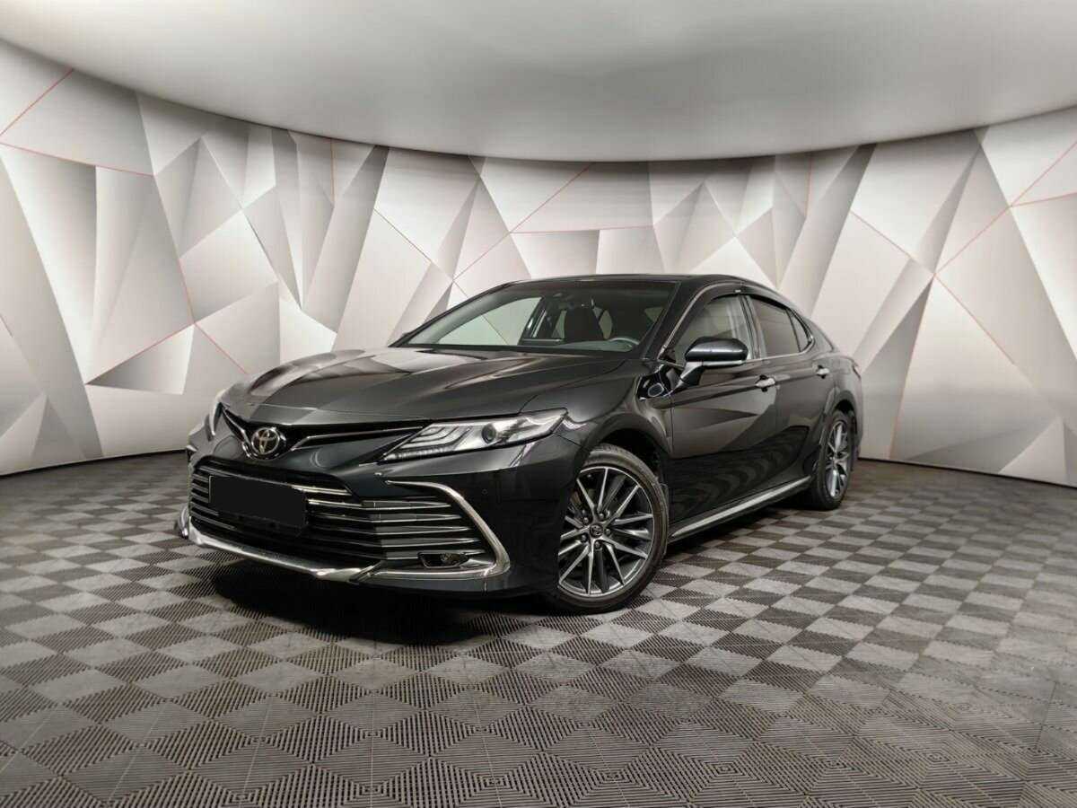 Toyota Camry с пробегом — 2023 год. Фото: #0