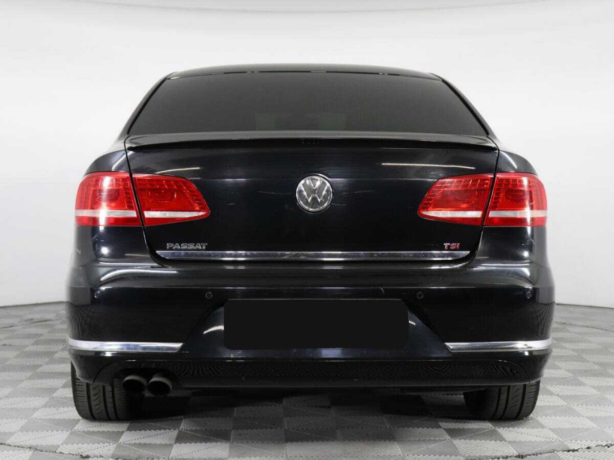 Volkswagen Passat с пробегом — 2014 год. Фото: #5