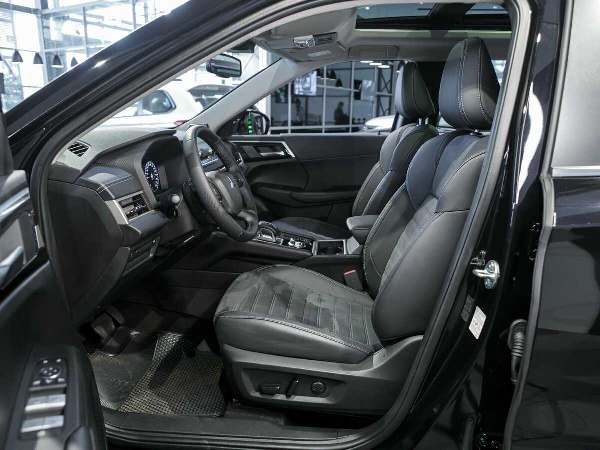 Mitsubishi Outlander с пробегом — 2022 год. Фото: #8