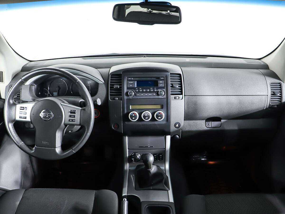 Nissan Pathfinder с пробегом — 2012 год. Фото: #11