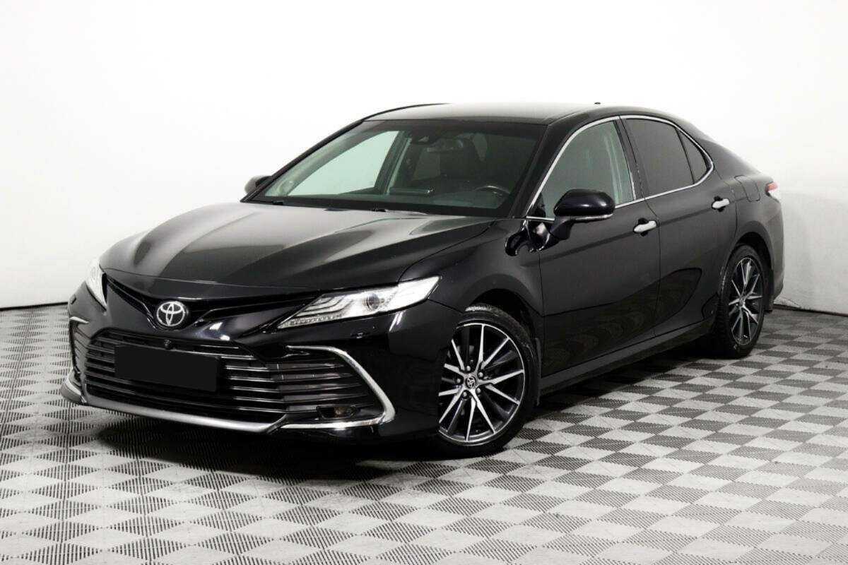 Toyota Camry с пробегом — 2021 год. Фото: #0