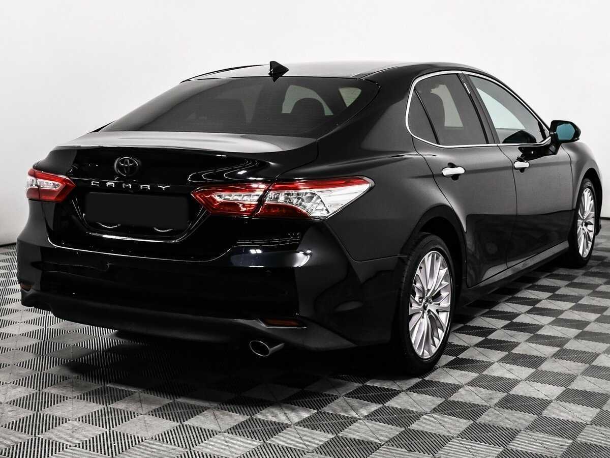 Toyota Camry с пробегом — 2019 год. Фото: #4