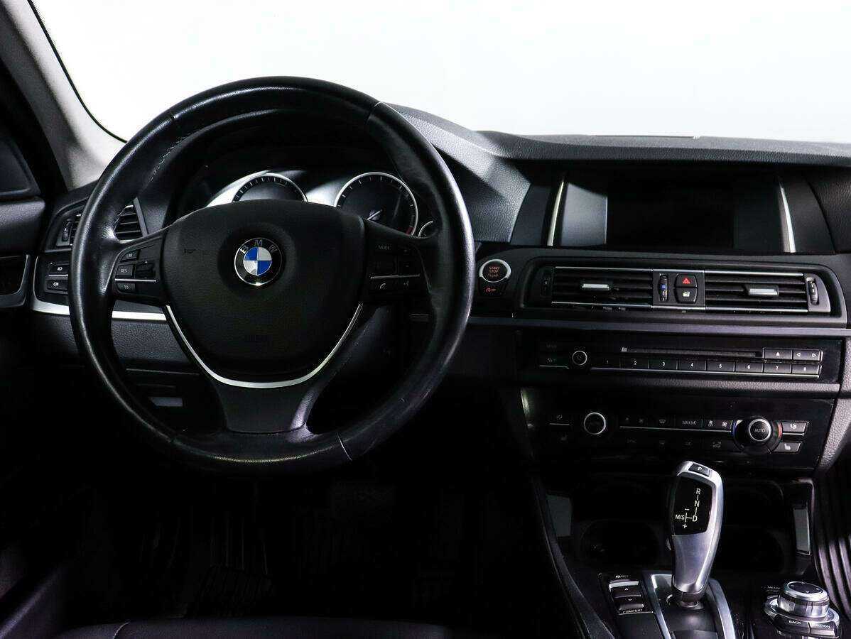 BMW 5 серии с пробегом — 2014 год. Фото: #10