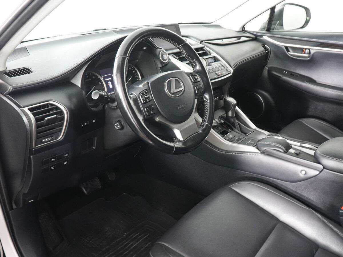Lexus NX с пробегом — 2016 год. Фото: #8