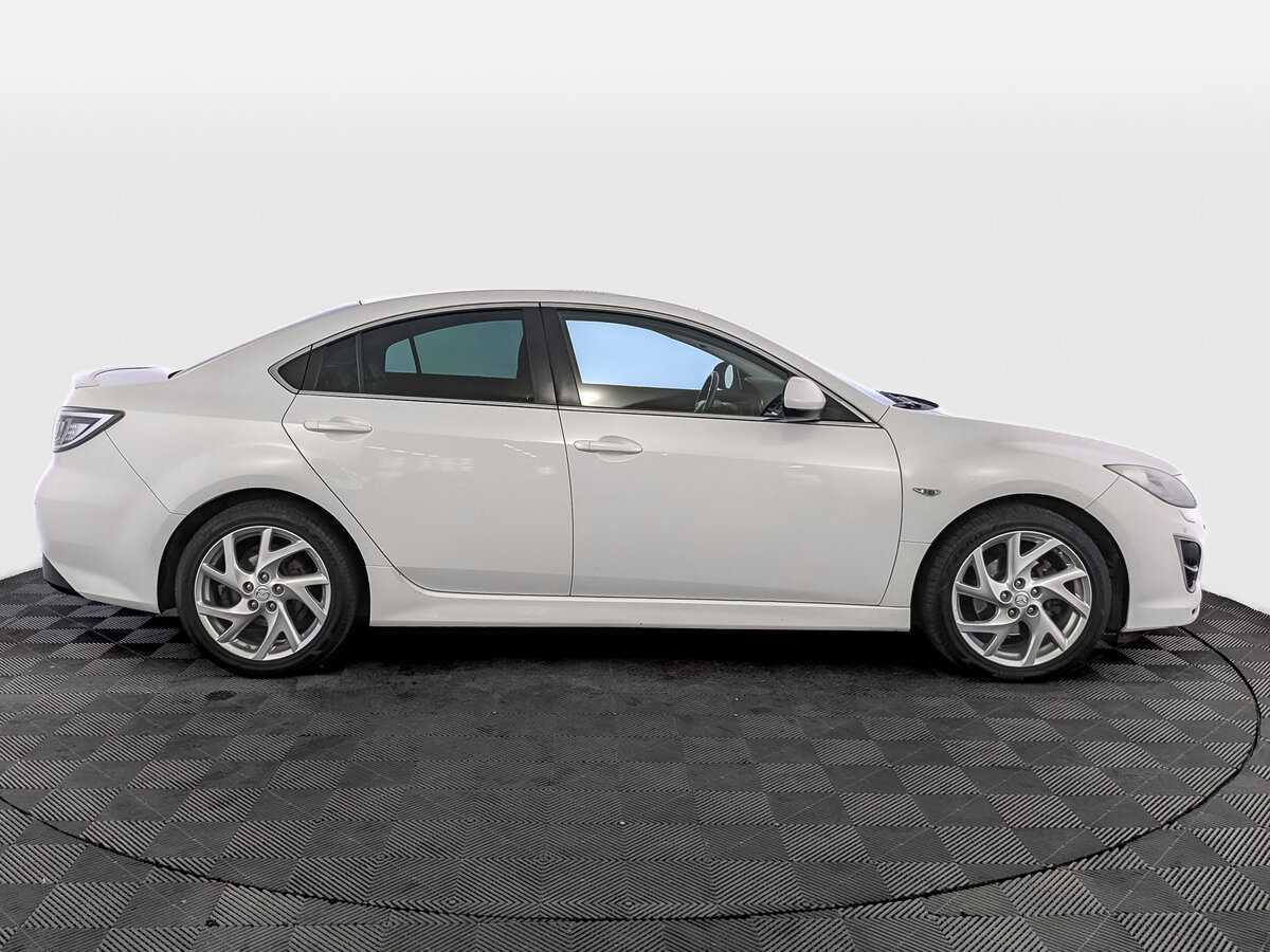 Mazda 6 с пробегом — 2011 год. Фото: #3