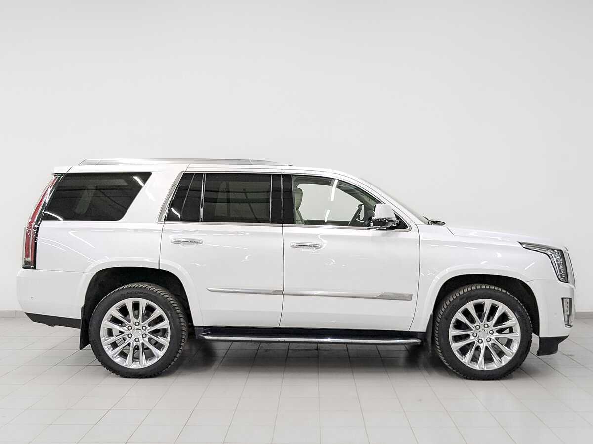 Cadillac Escalade с пробегом — 2019 год. Фото: #3