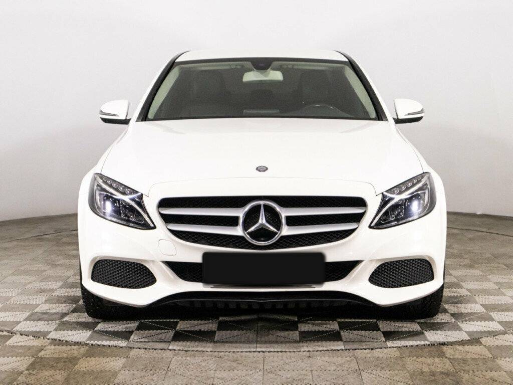 Mercedes-Benz C-Класс с пробегом — 2015 год. Фото: #1