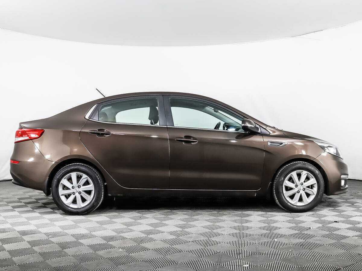 Kia Rio с пробегом — 2017 год. Фото: #3