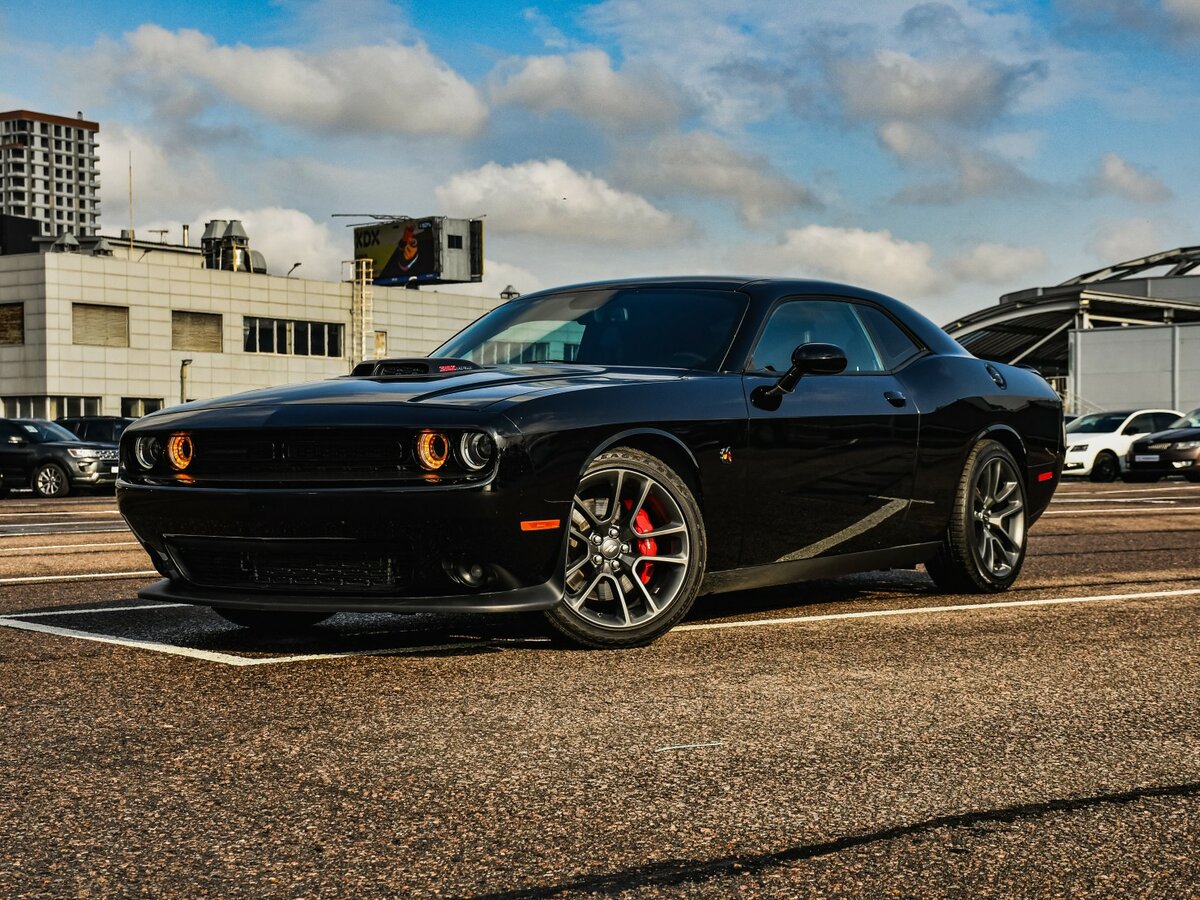 Dodge Challenger с пробегом — 2021 год. Фото: #0