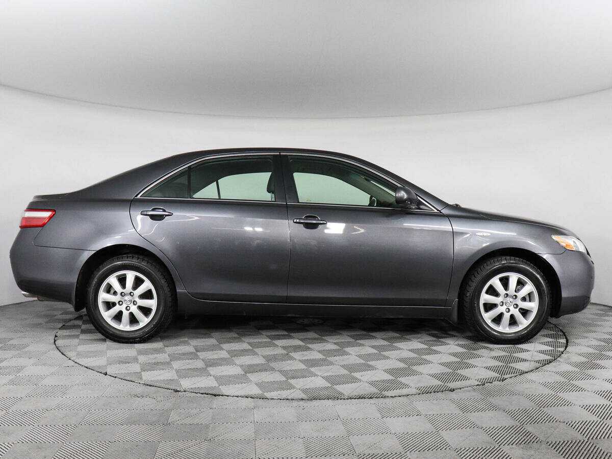 Toyota Camry с пробегом — 2006 год. Фото: #3