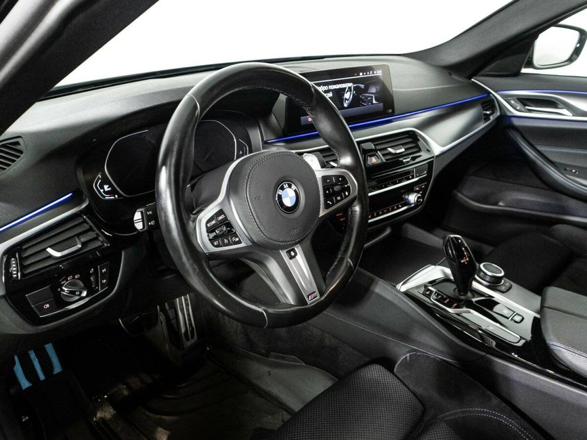 BMW 5 серии с пробегом — 2020 год. Фото: #9