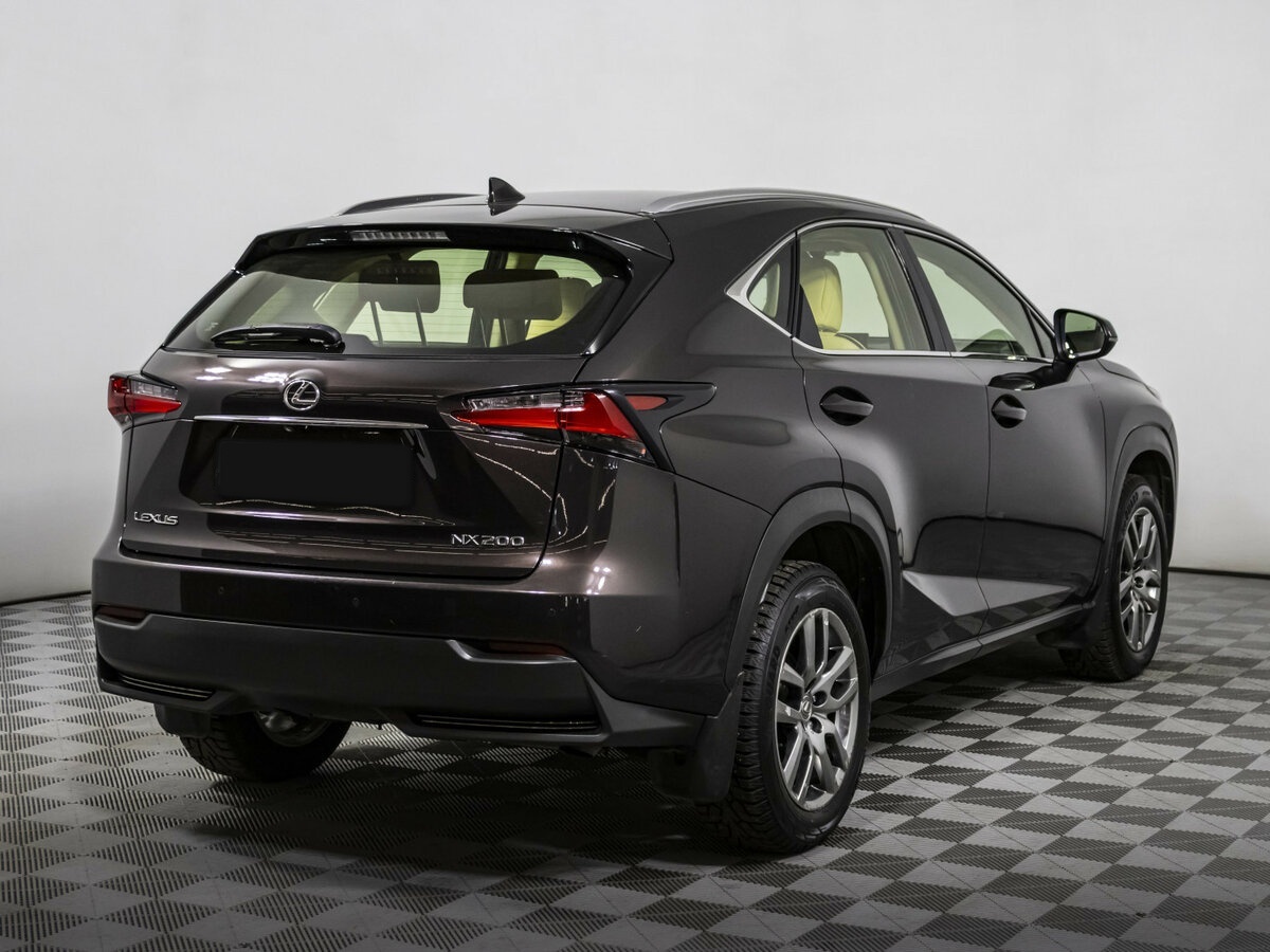 Lexus NX с пробегом — 2015 год. Фото: #3