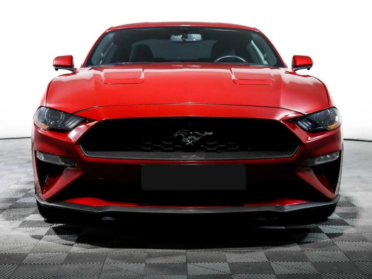 Ford Mustang с пробегом — 2020 год. Фото: #1