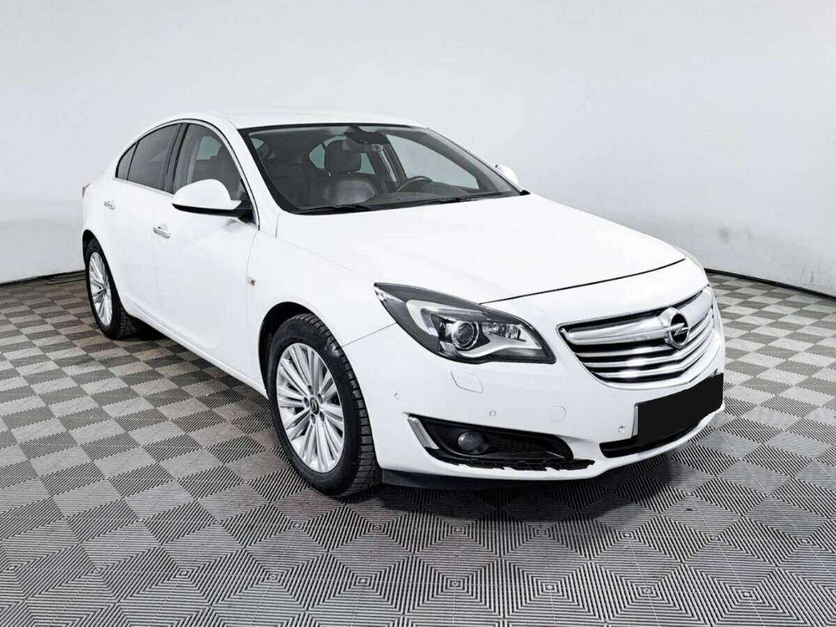 Opel Insignia с пробегом — 2014 год. Фото: #2