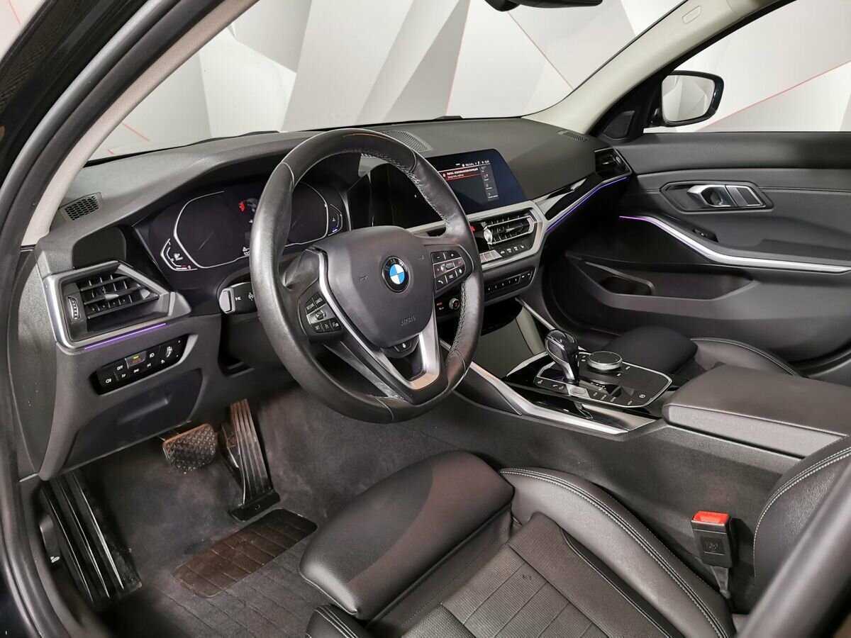 BMW 3 серии с пробегом — 2020 год. Фото: #13
