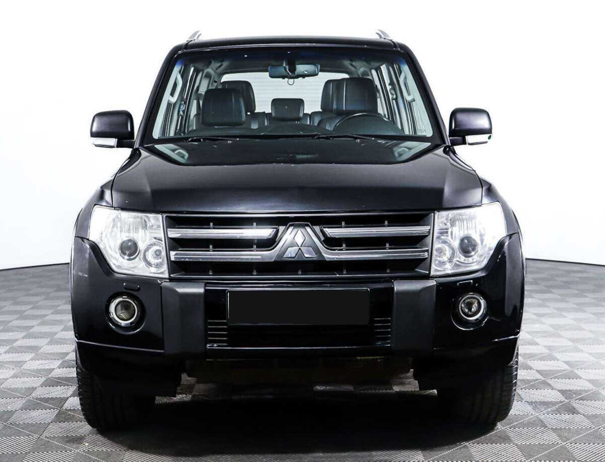 Mitsubishi Pajero с пробегом — 2010 год. Фото: #1