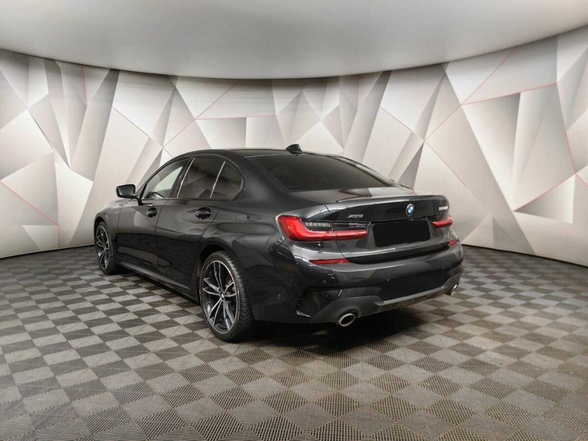 BMW 3 серии с пробегом — 2020 год. Фото: #3