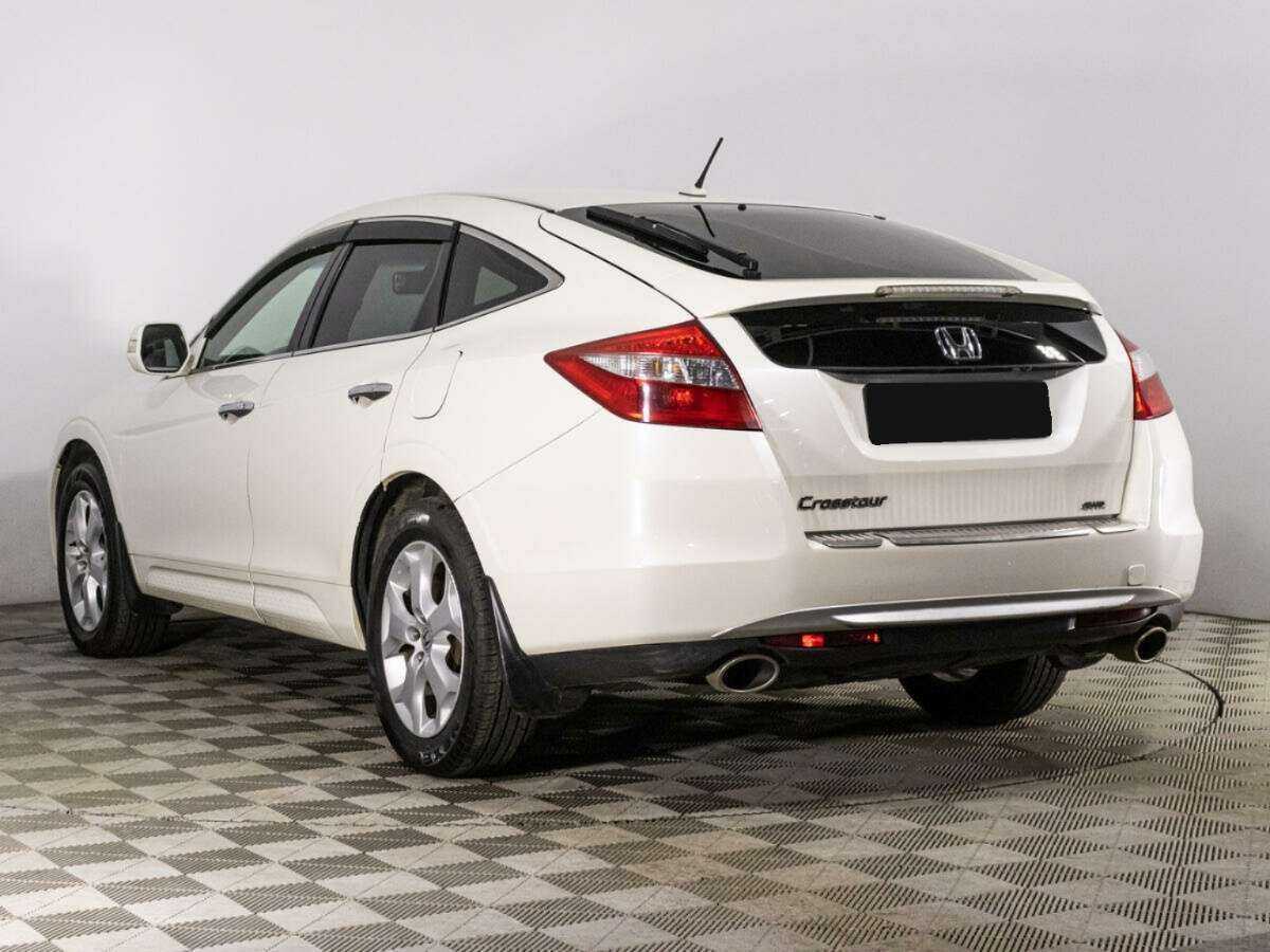 Honda Crosstour с пробегом — 2011 год. Фото: #5