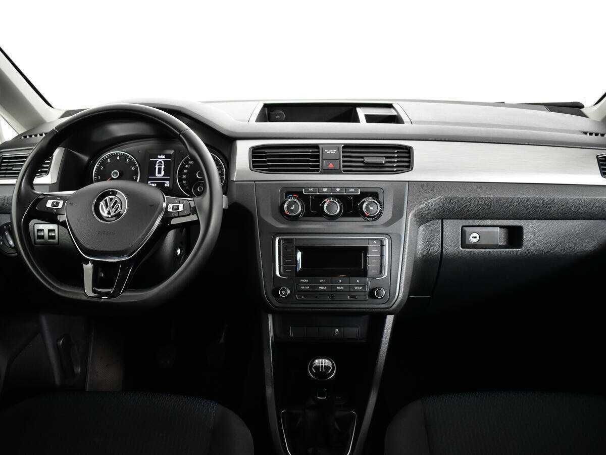 Volkswagen Caddy с пробегом — 2020 год. Фото: #11