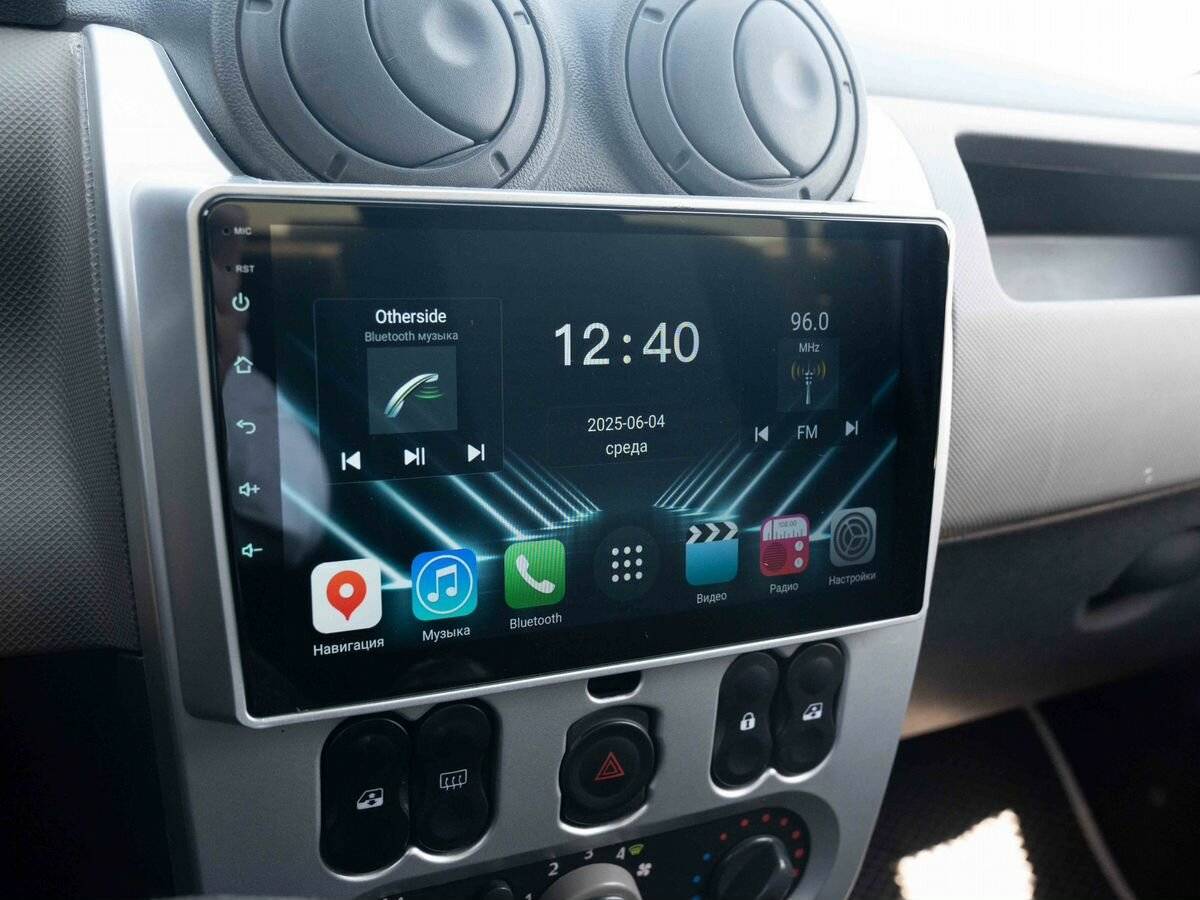 Renault Logan с пробегом — 2010 год. Фото: #16