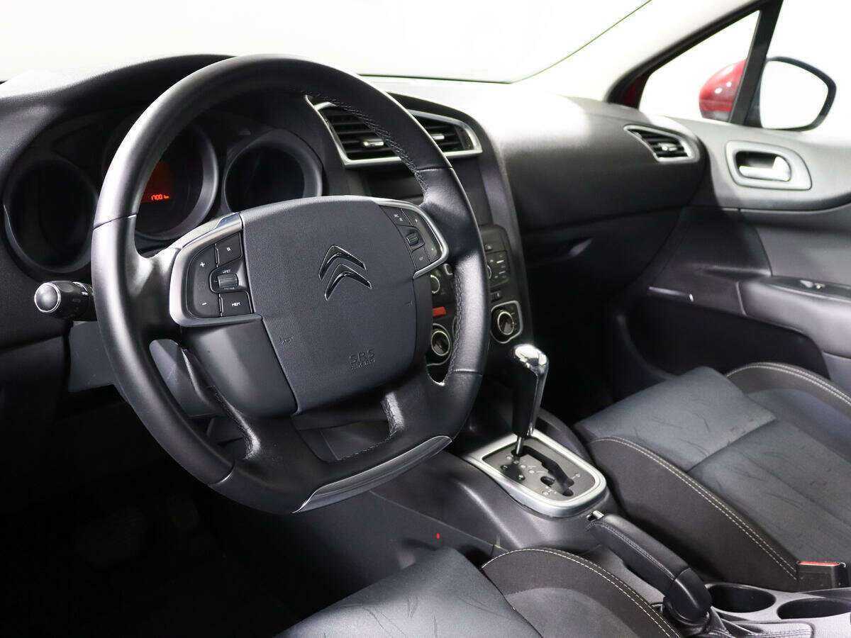 Citroen C4 с пробегом — 2011 год. Фото: #12