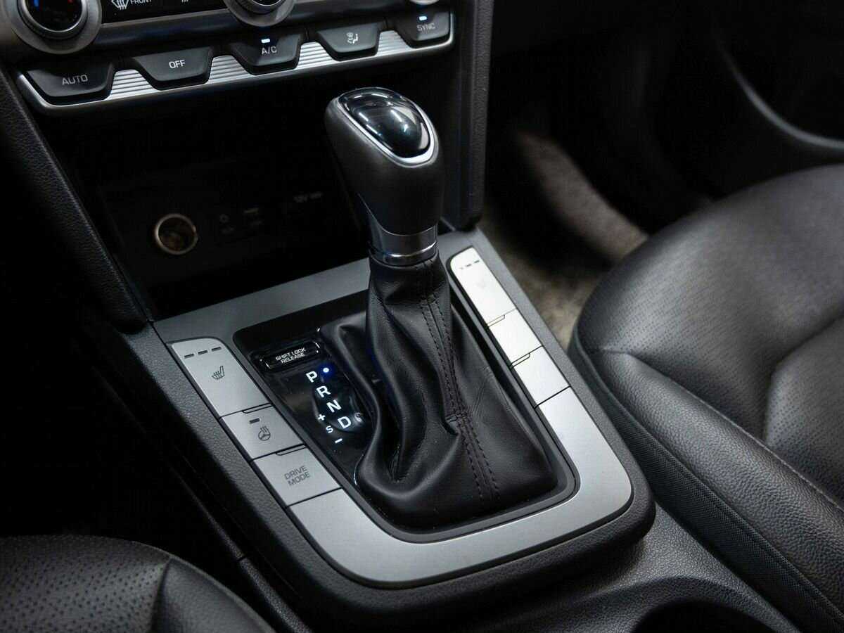 Hyundai Avante с пробегом — 2018 год. Фото: #20