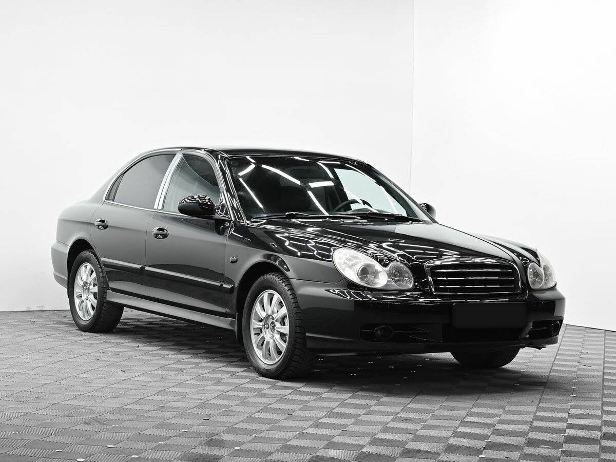 Hyundai Sonata с пробегом — 2005 год. Фото: #1