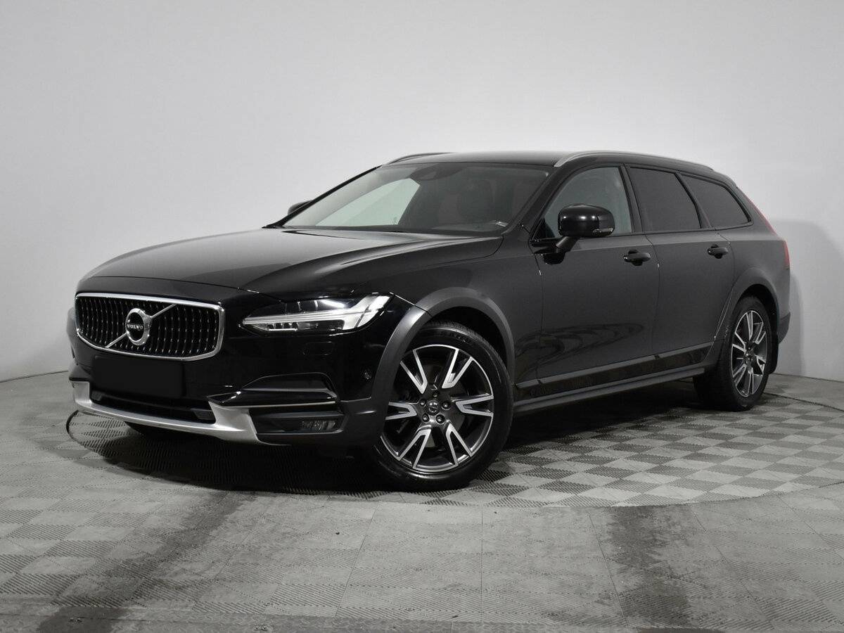 Volvo V90 Cross Country с пробегом — 2017 год. Фото: #0