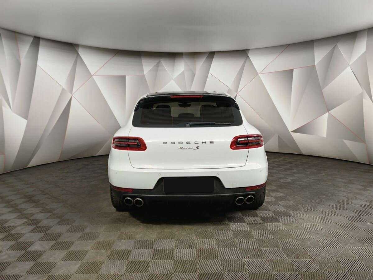 Porsche Macan с пробегом — 2015 год. Фото: #5