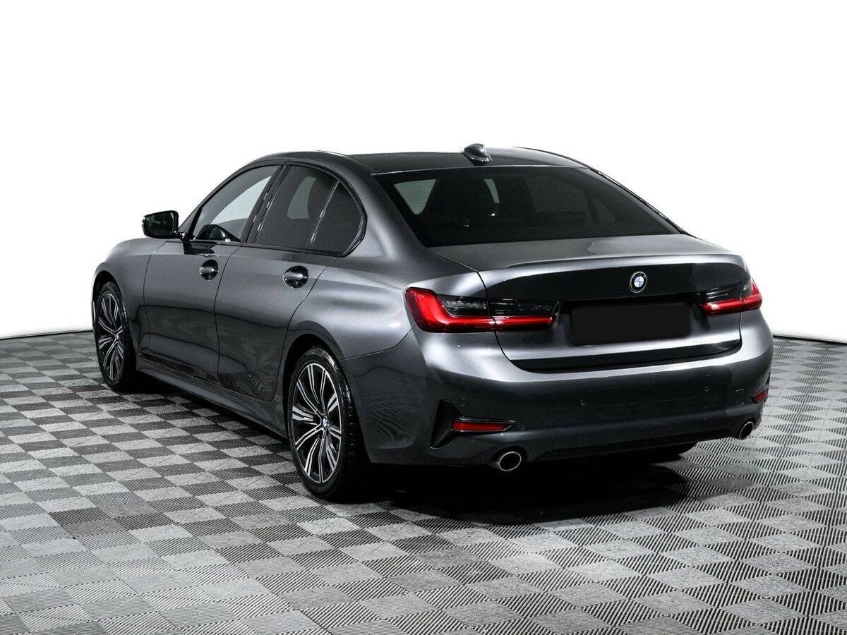 BMW 3 серии с пробегом — 2019 год. Фото: #6