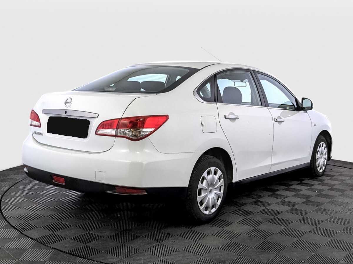 Nissan Almera с пробегом — 2015 год. Фото: #4