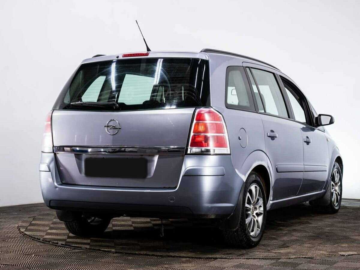 Opel Zafira с пробегом — 2007 год. Фото: #5
