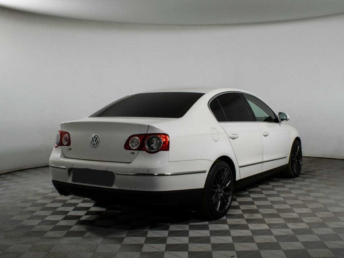 Volkswagen Passat с пробегом — 2010 год. Фото: #4