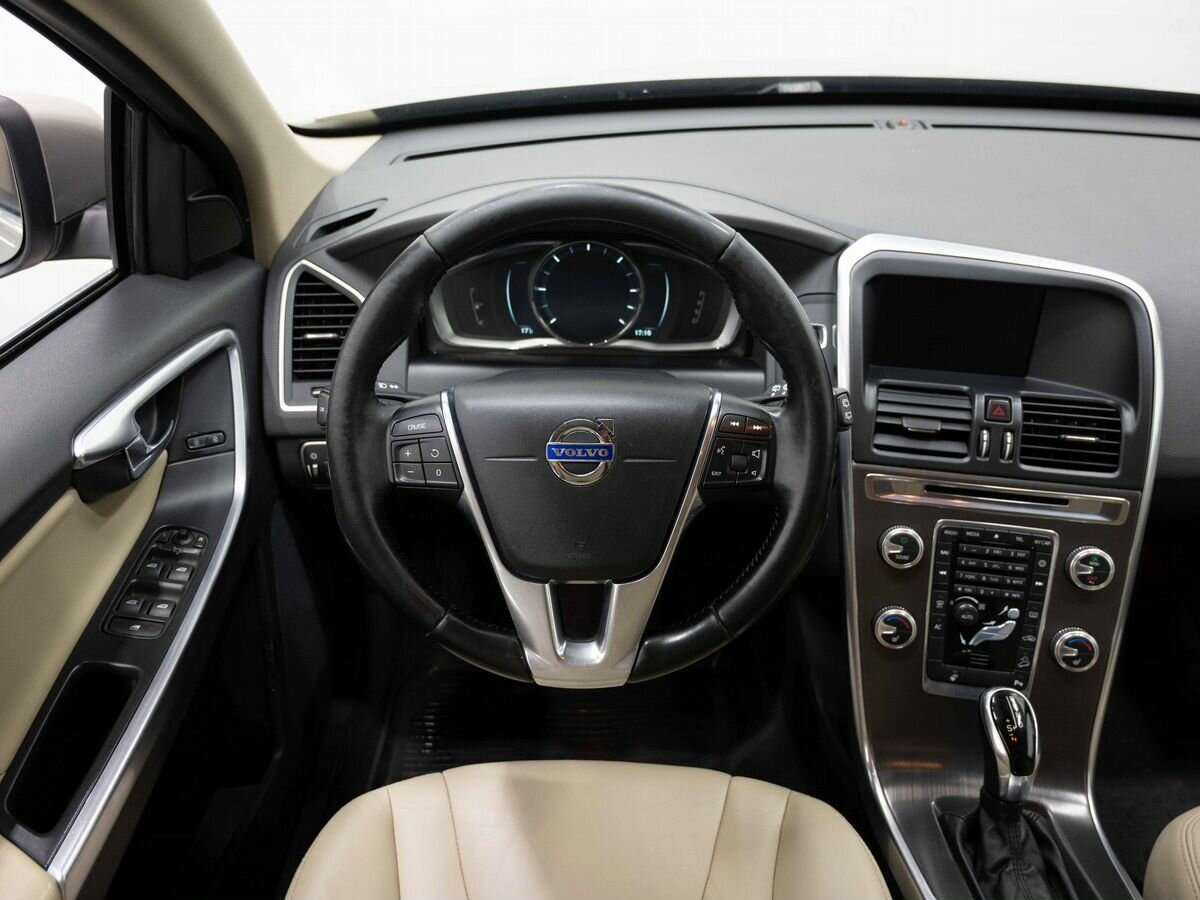 Volvo XC60 с пробегом — 2014 год. Фото: #13