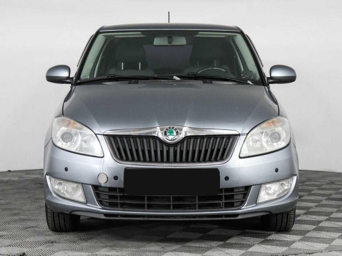 Skoda Fabia с пробегом — 2012 год. Фото: #1