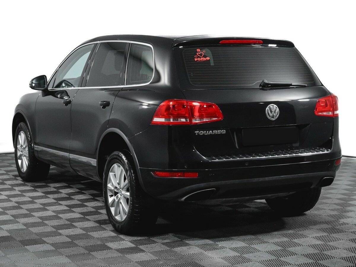 Volkswagen Touareg с пробегом — 2011 год. Фото: #6