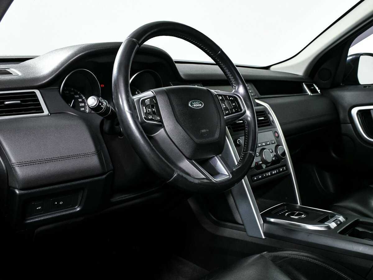 Land Rover Discovery Sport с пробегом — 2016 год. Фото: #9
