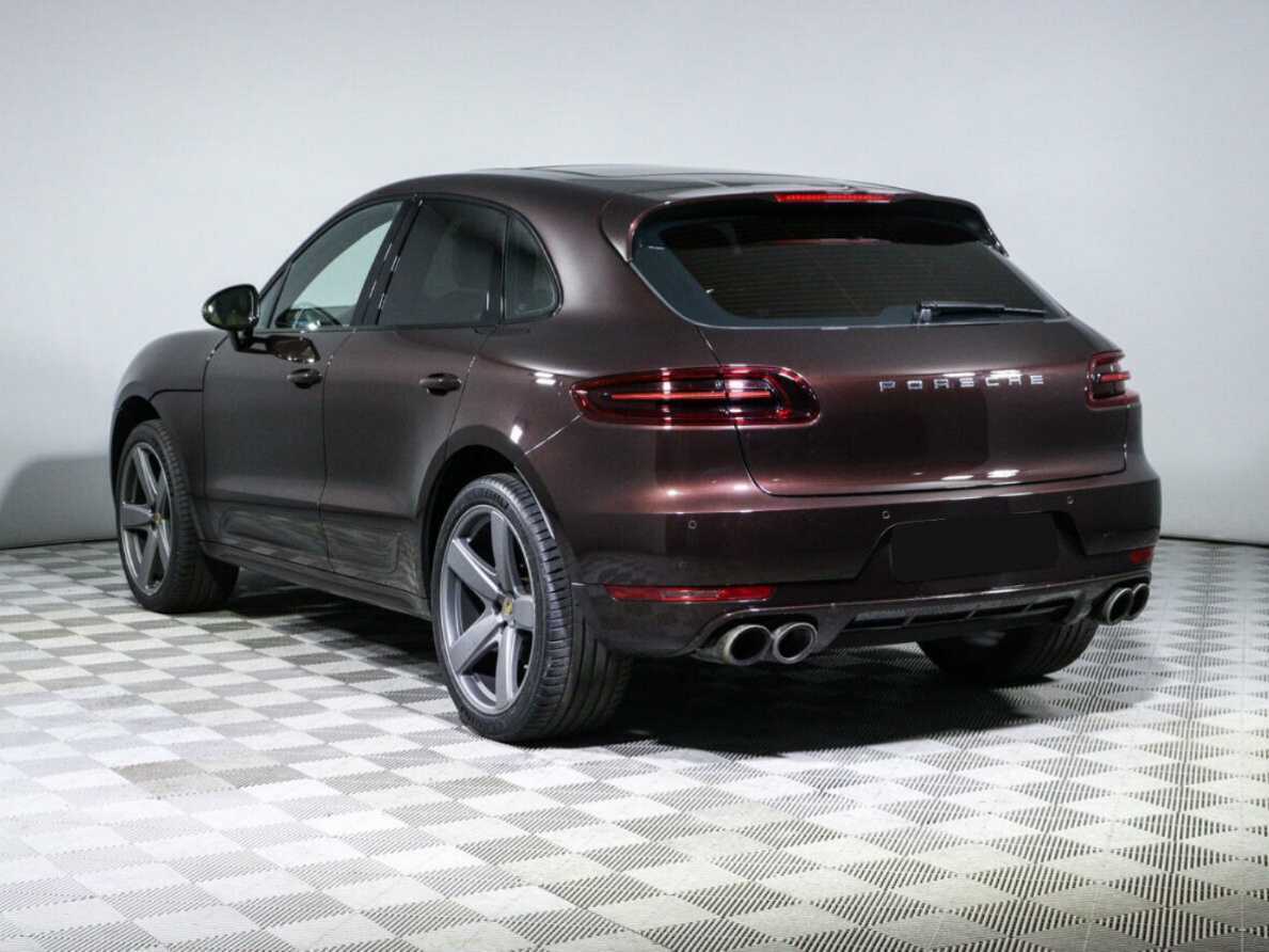 Porsche Macan с пробегом — 2015 год. Фото: #6
