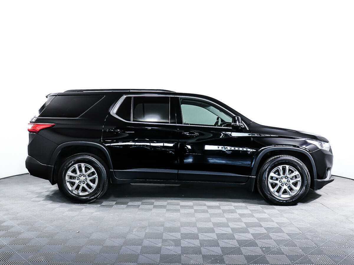 Chevrolet Traverse с пробегом — 2018 год. Фото: #3