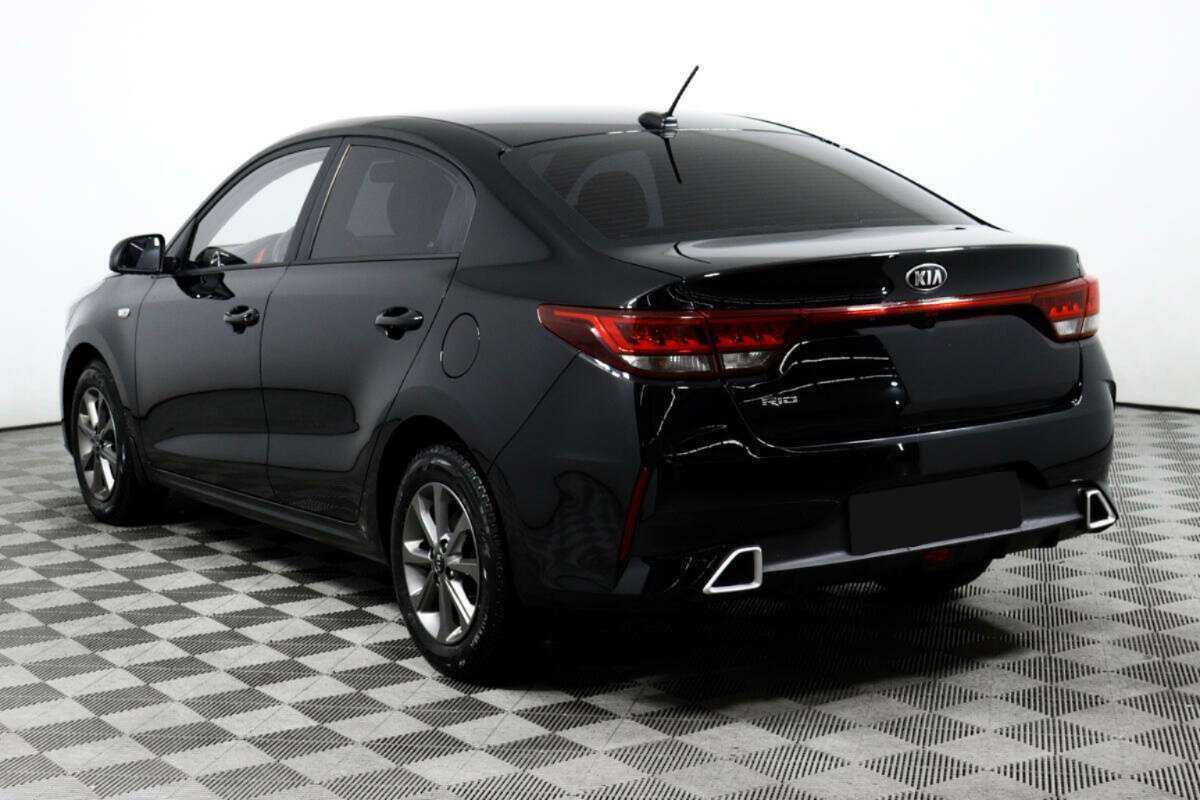 Kia Rio с пробегом — 2020 год. Фото: #6