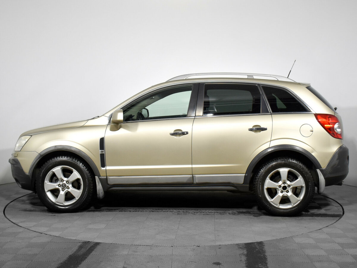 Opel Antara с пробегом — 2010 год. Фото: #6